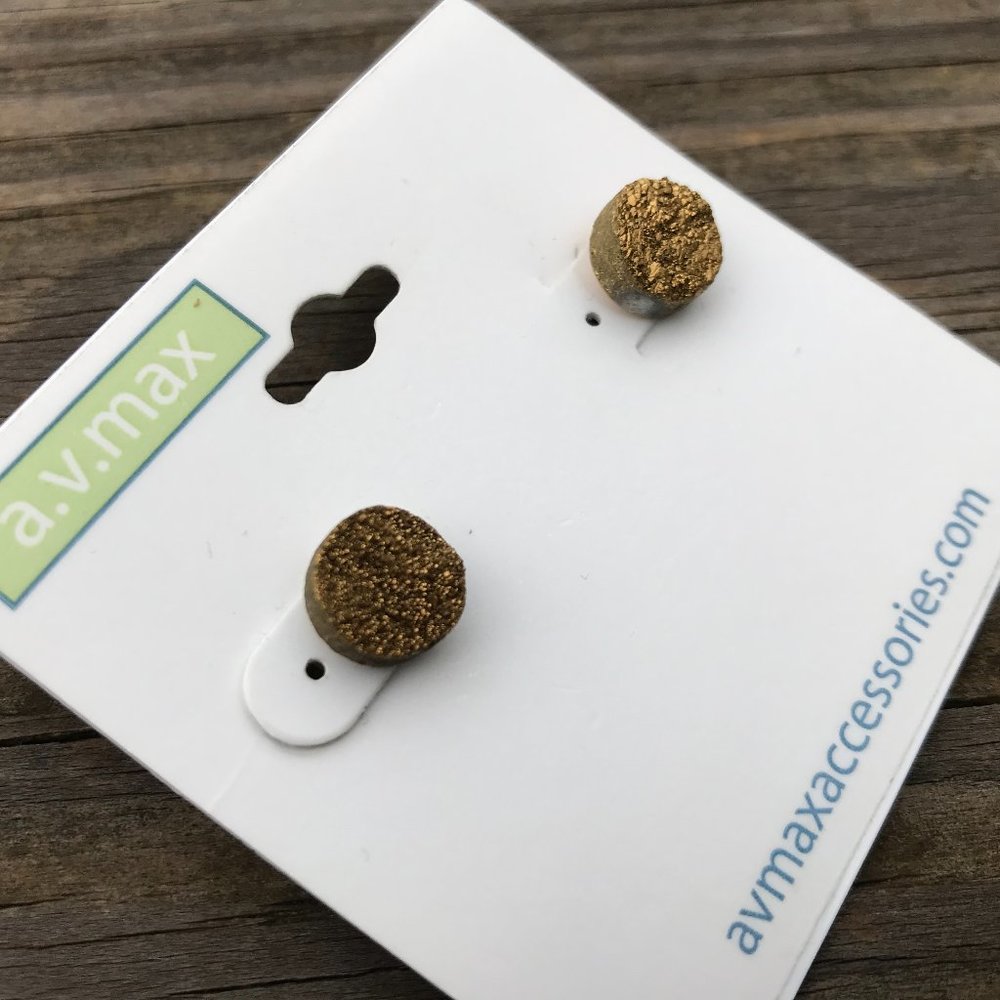 A.V. Max Accessories Women Earrings Dove lever bac